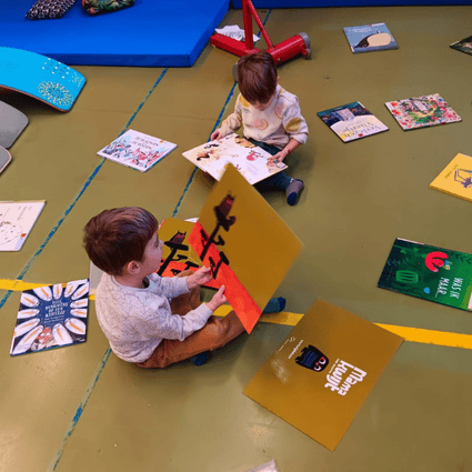 Kleine clowns in het circus DAGKAMP 4 - 5 jaar